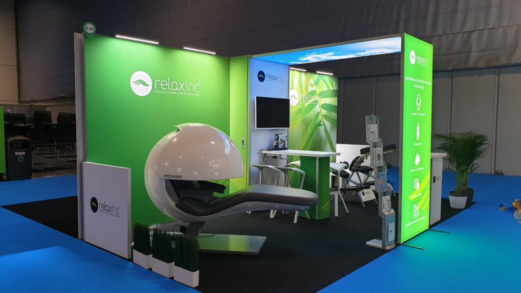 Stand de salon en tissu tendu