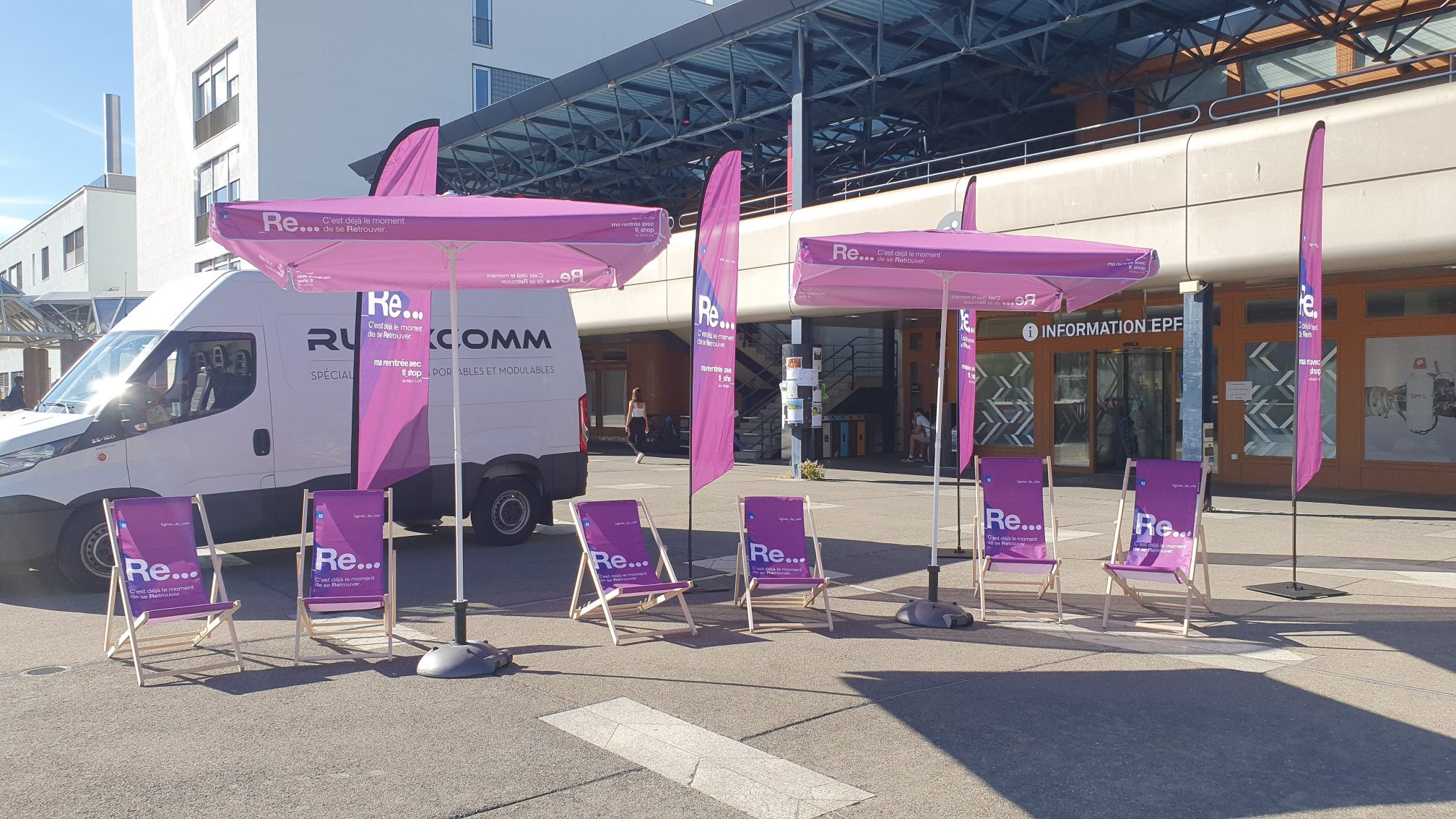 Mobilier exterieur publicitaire